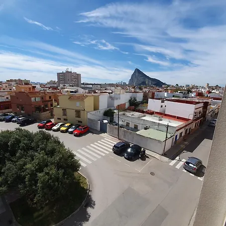 Appartement 3e, 56m2, 1 Dormitorio, 4 Huespedes, Wifi Gratis La Línea de la Concepción