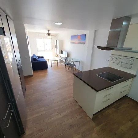 3e, 56m2, 1 Dormitorio, 4 Huespedes, Wifi Gratis * La Línea de la Concepción