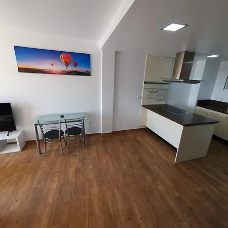 3e, 56m2, 1 Dormitorio, 4 Huespedes, Wifi Gratis Appartement *
